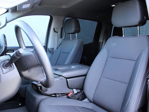 Used 2021 Chevrolet Silverado 1500 Custom image 10