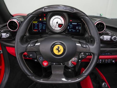 Used 2021 Ferrari F8 Tributo RWD image 48