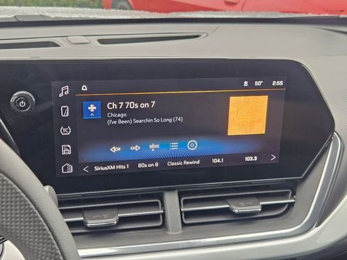 Used 2026 Chevrolet Trax LT image 18