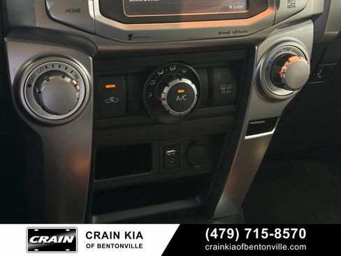 Used 2016 Toyota 4Runner SR5 Premium RWD image 17
