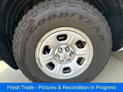 Used 2014 Nissan Frontier S RWD image 9