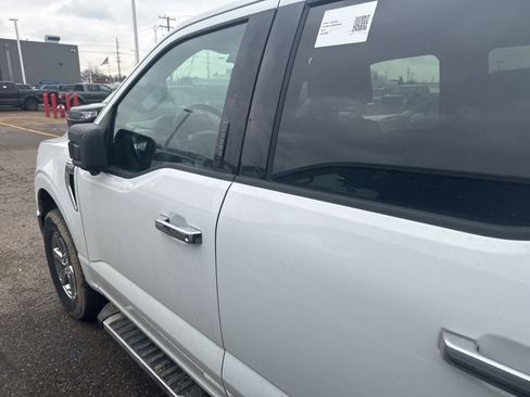 Used 2024 Ford F150 XLT w/ Tow/Haul Package image 22