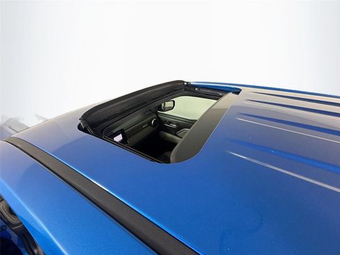 Used 2024 Chevrolet Colorado ZR2 w/ ZR2 Bison Edition image 17