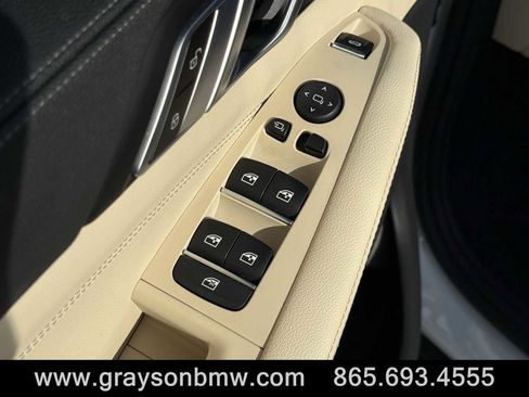 Used 2021 BMW X5 xDrive40i w/ Premium Package 3 image 13