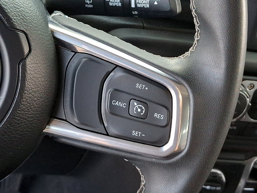 Used 2023 Jeep Wrangler Unlimited Sahara AWD/4WD image 21