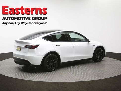 Used 2021 Tesla Model Y Long Range image 39