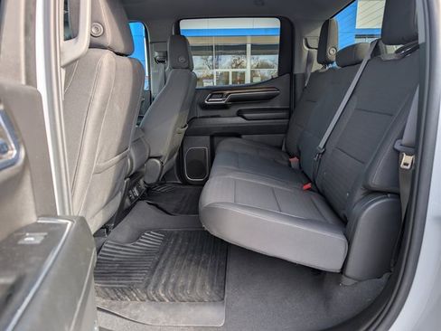 Used 2024 Chevrolet Silverado 1500 LT image 15