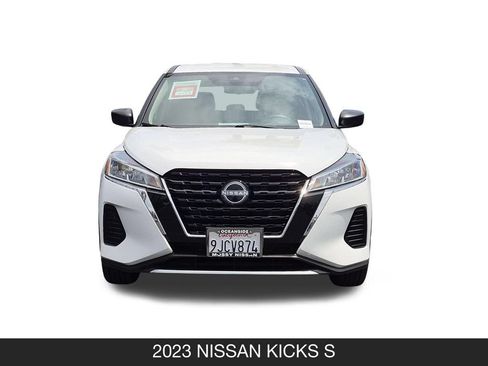 Used 2023 Nissan Kicks S FWD image 4