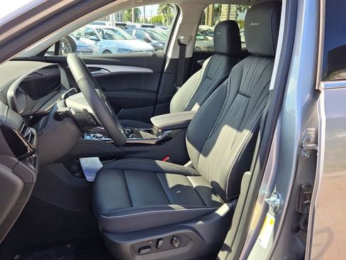 New 2026 Buick Envision Avenir AWD/4WD image 13