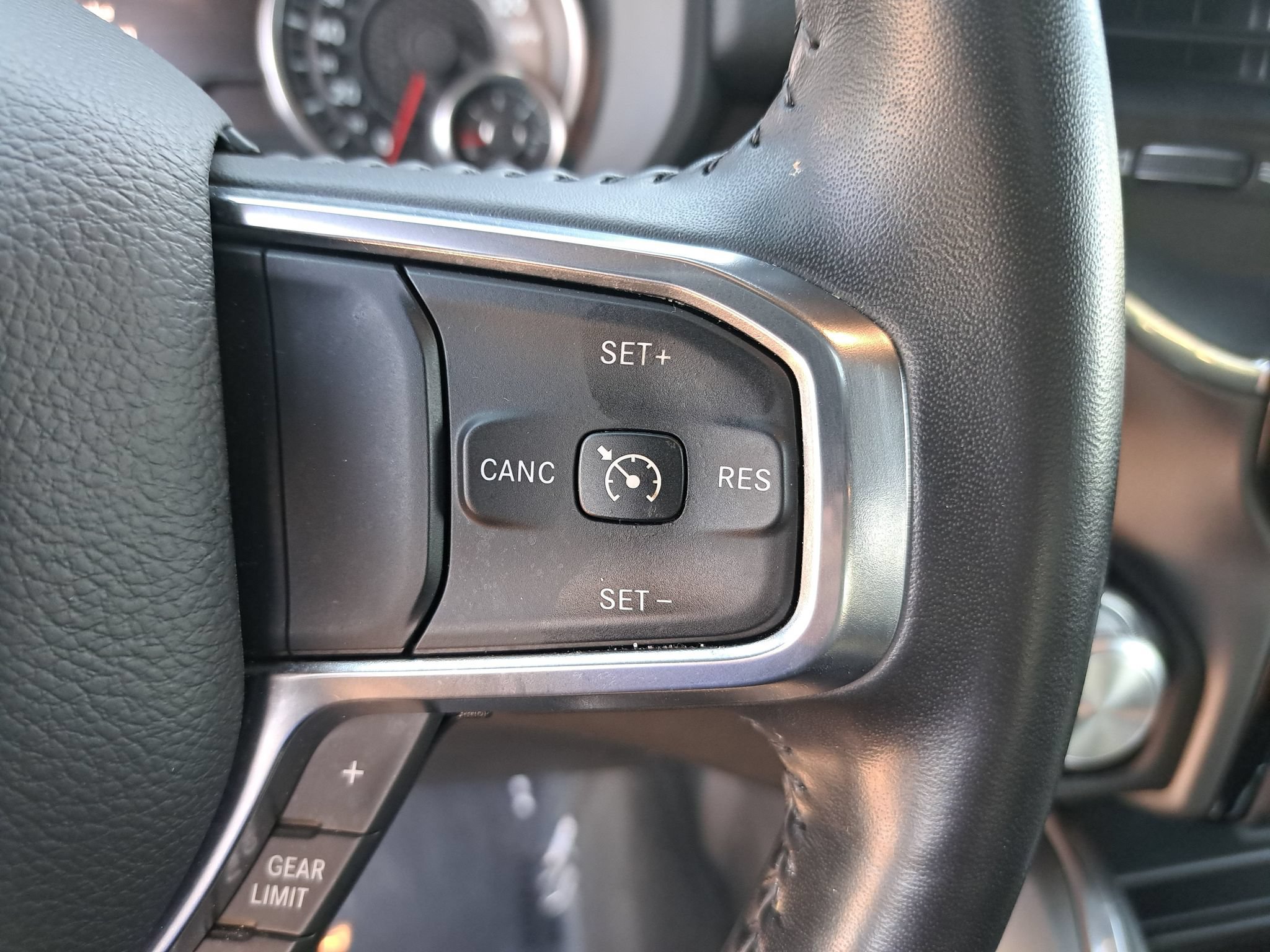 Certified 2024 RAM 1500 Laramie AWD/4WD image 18