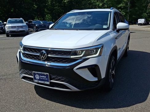 Certified 2023 Volkswagen Taos SEL AWD/4WD image 4