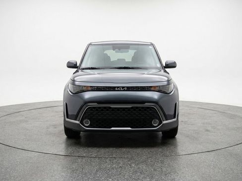 Used 2025 Kia Soul LX w/ LX Technology Package image 2
