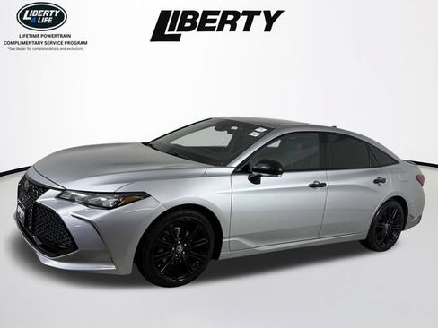 Used 2021 Toyota Avalon XSE FWD image 8