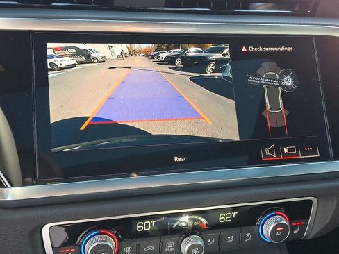 New 2025 Audi Q3 2.0T Premium image 13