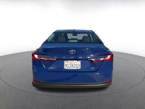 Used 2025 Toyota Camry LE image 12