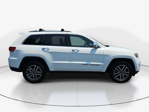 Used 2020 Jeep Grand Cherokee Limited RWD image 3