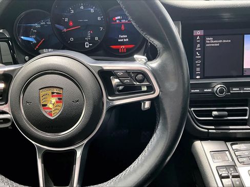 Used 2021 Porsche Macan AWD/4WD image 25