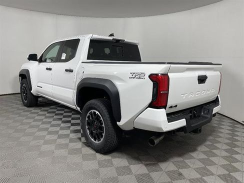 New 2026 Toyota Tacoma TRD Off-Road AWD/4WD image 5