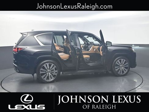 New 2026 Lexus LX 600 4WD w/ Accessory Package (2T) image 26
