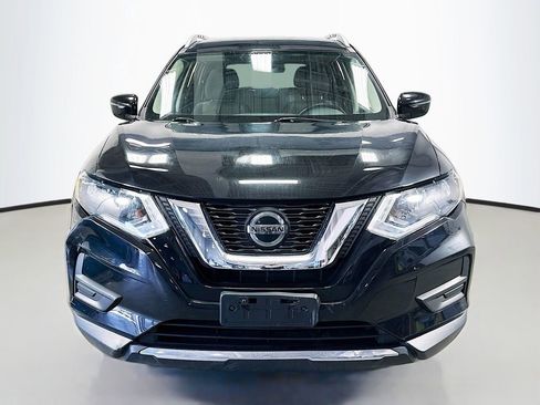 Used 2018 Nissan Rogue SV AWD/4WD image 4