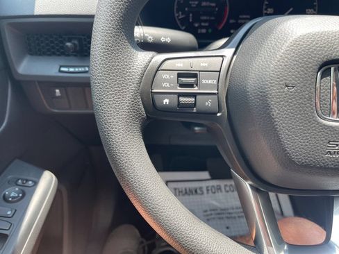 Used 2025 Honda CR-V EX image 16
