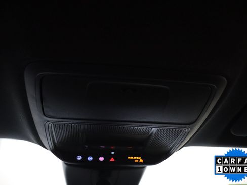 Used 2025 GMC Acadia Elevation FWD image 25