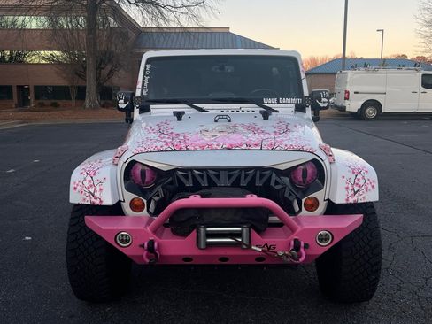 Used 2013 Jeep Wrangler Unlimited Sahara w/ Connectivity Group image 44