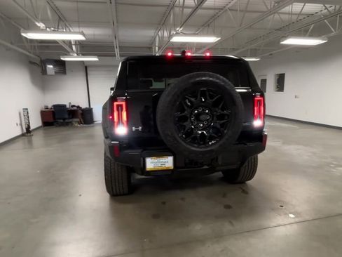 New 2026 GMC Hummer EV SUV image 47