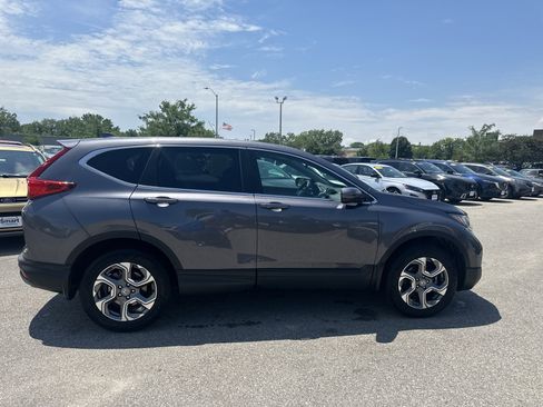 Used 2018 Honda CR-V EX image 3