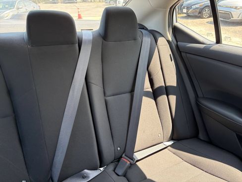 Used 2025 Nissan Sentra S FWD image 29