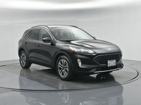 Certified 2020 Ford Escape SEL image 59