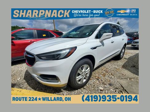 Used 2020 Buick Enclave Essence w/ Sound and Sites Package FWD image 1