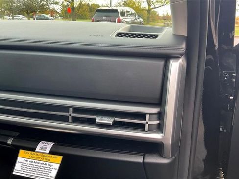 New 2026 Hyundai Santa Fe SE image 28