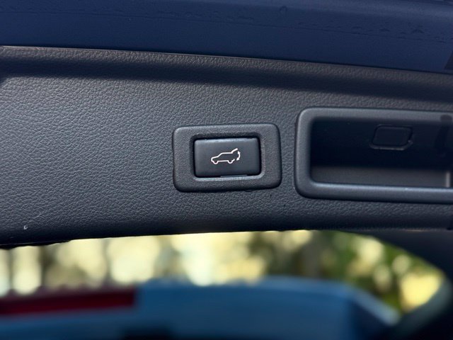Used 2018 Subaru Forester 2.5i Limited AWD/4WD image 39