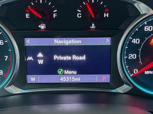 Used 2022 Chevrolet Traverse RS w/ LPO, Floor Liner Package image 8