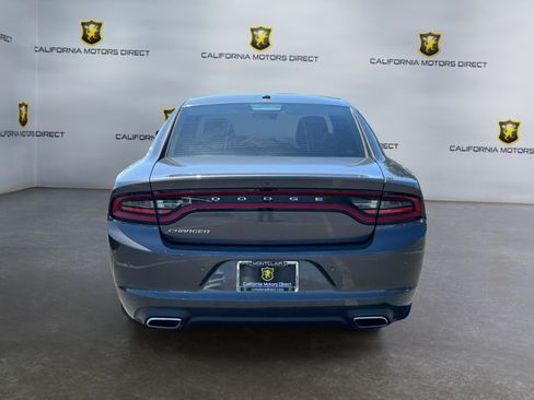 Used 2022 Dodge Charger SXT RWD image 4
