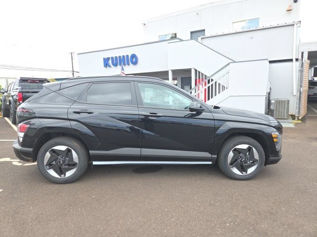 New 2025 Hyundai Kona SEL FWD image 2