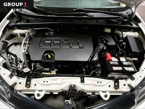 Certified 2018 Toyota Corolla LE image 31