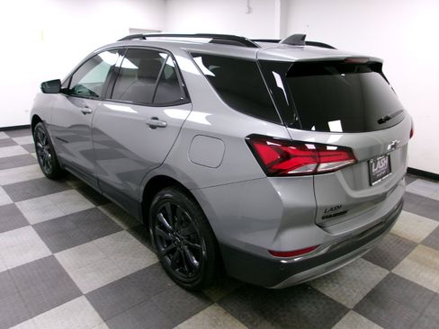 Used 2023 Chevrolet Equinox RS w/ RS Leather Package AWD/4WD image 2