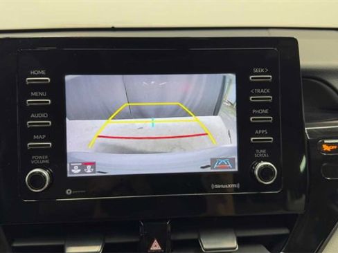 Used 2021 Toyota Camry SE w/ Convenience Package image 31