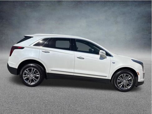Used 2022 Cadillac XT5 Premium Luxury FWD image 6