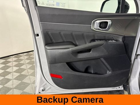 Used 2023 Kia Sorento SX FWD image 11
