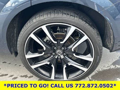 Used 2024 Volvo XC60 B5 Ultimate AWD/4WD image 10