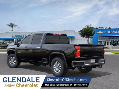 New 2026 Chevrolet Silverado 2500 LTZ w/ LTZ Plus Package AWD/4WD image 3