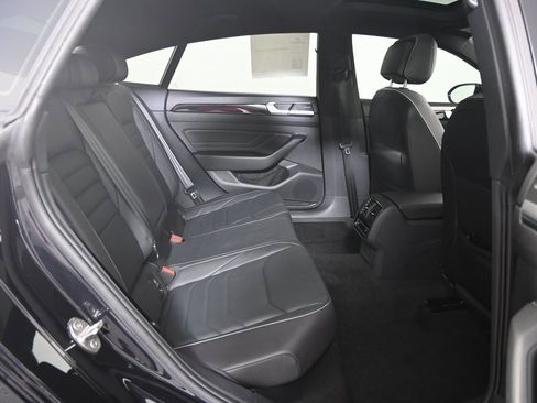 Used 2023 Volkswagen Arteon SEL Premium image 16