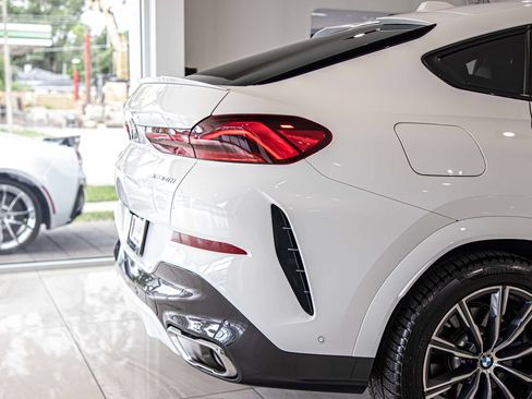 Used 2024 BMW X6 xDrive40i AWD/4WD image 12