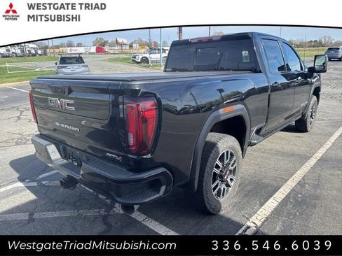 Used 2021 GMC Sierra 2500 AT4 w/ AT4 Premium Plus Package image 12