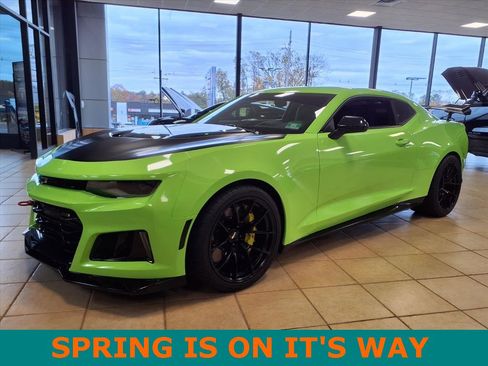 Used 2017 Chevrolet Camaro ZL1 image 5