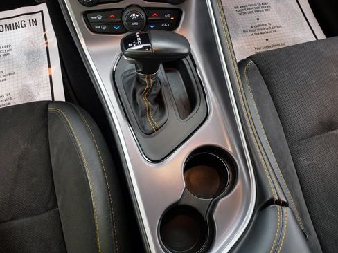 Used 2022 Dodge Challenger R/T Scat Pack RWD image 29