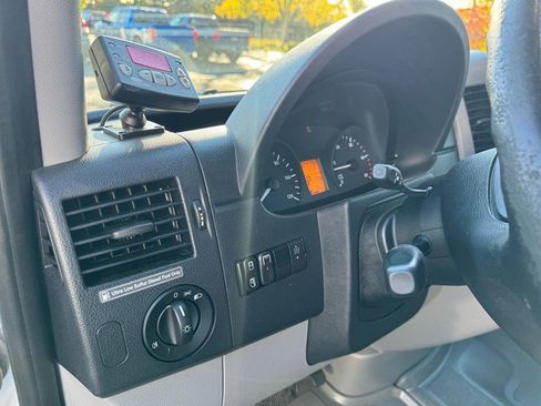 Used 2009 Dodge Sprinter 3500 image 14